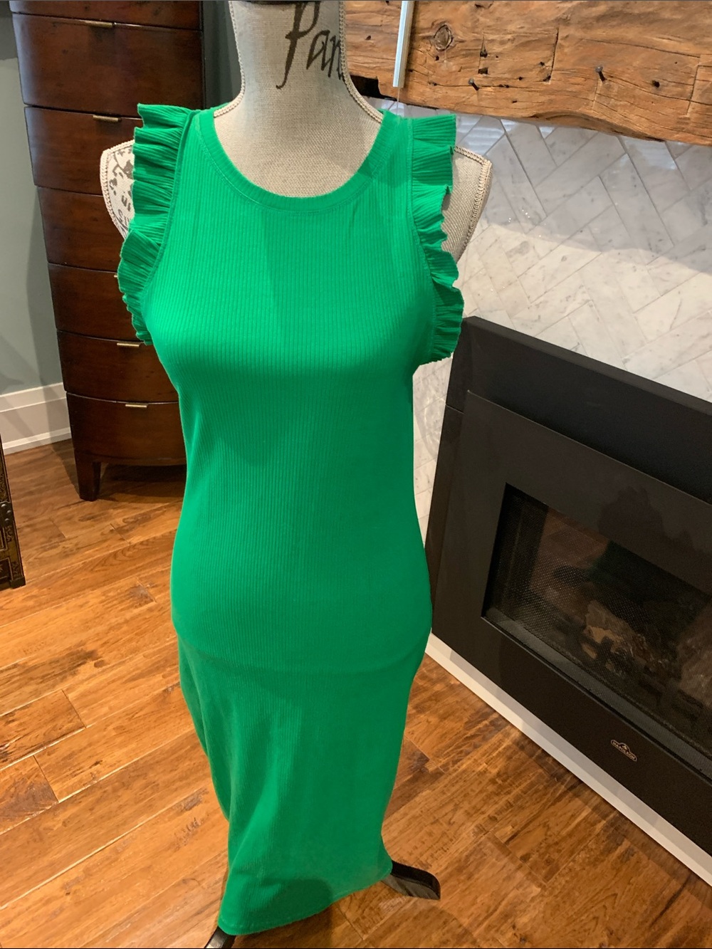Zara Sleeveless Ruffle-Trim Knit Dress in Green